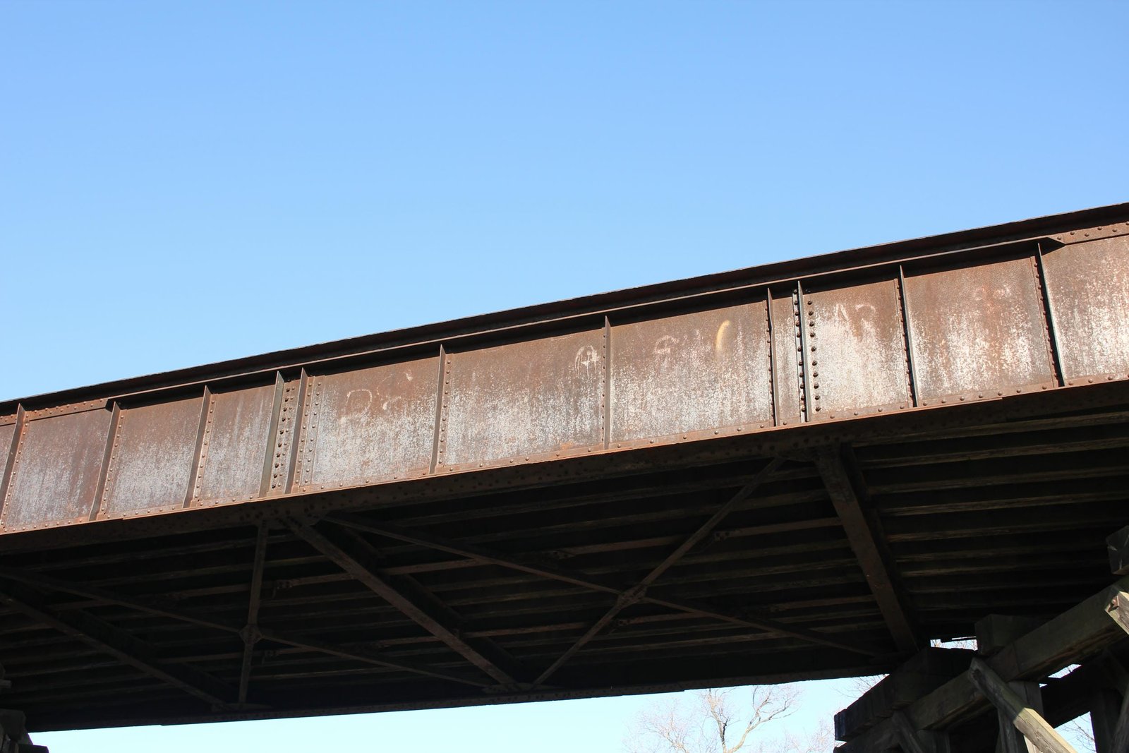 Girder detail